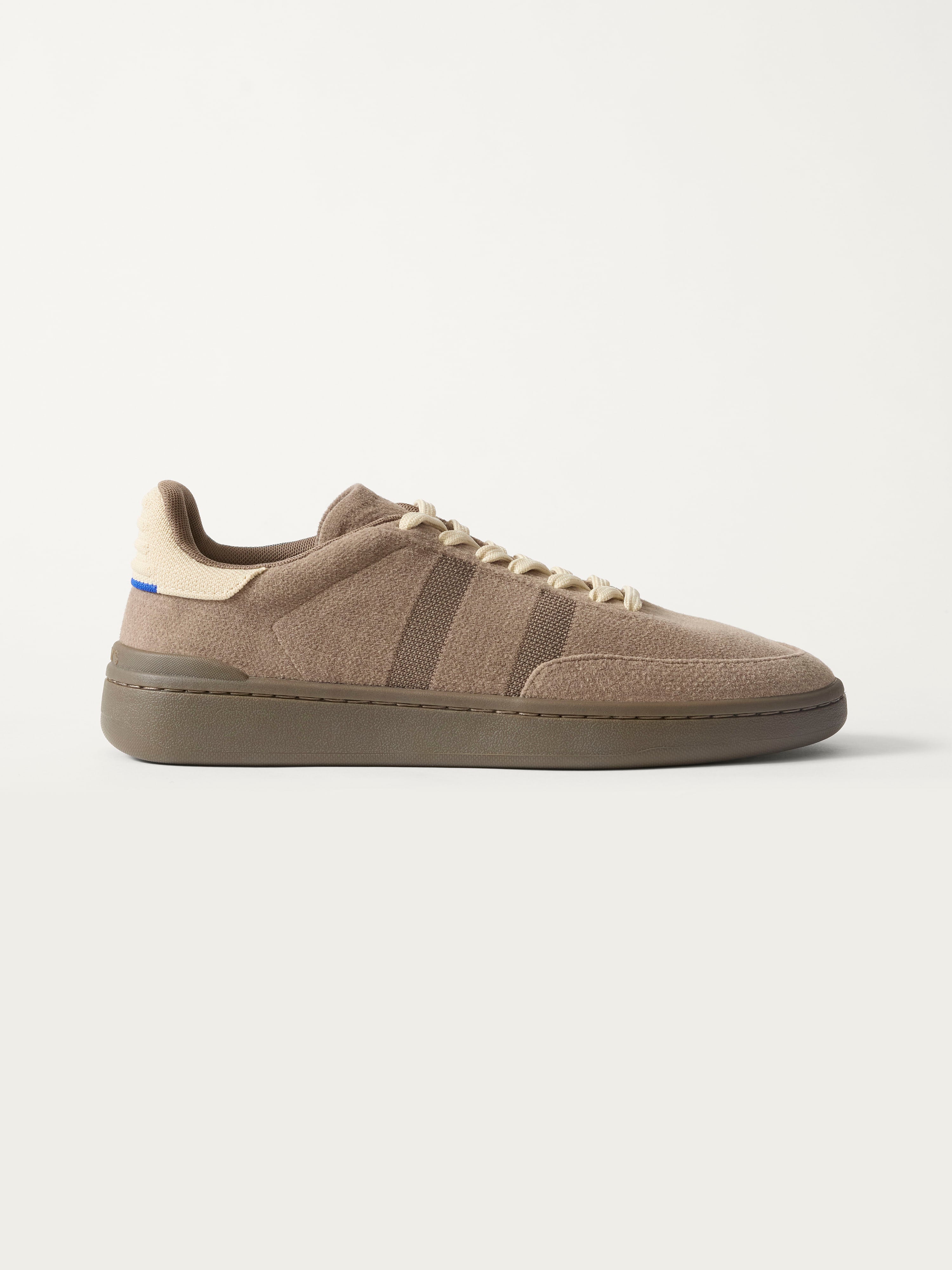 The Men's Court Sneaker - ReVelvet™ Sparrow