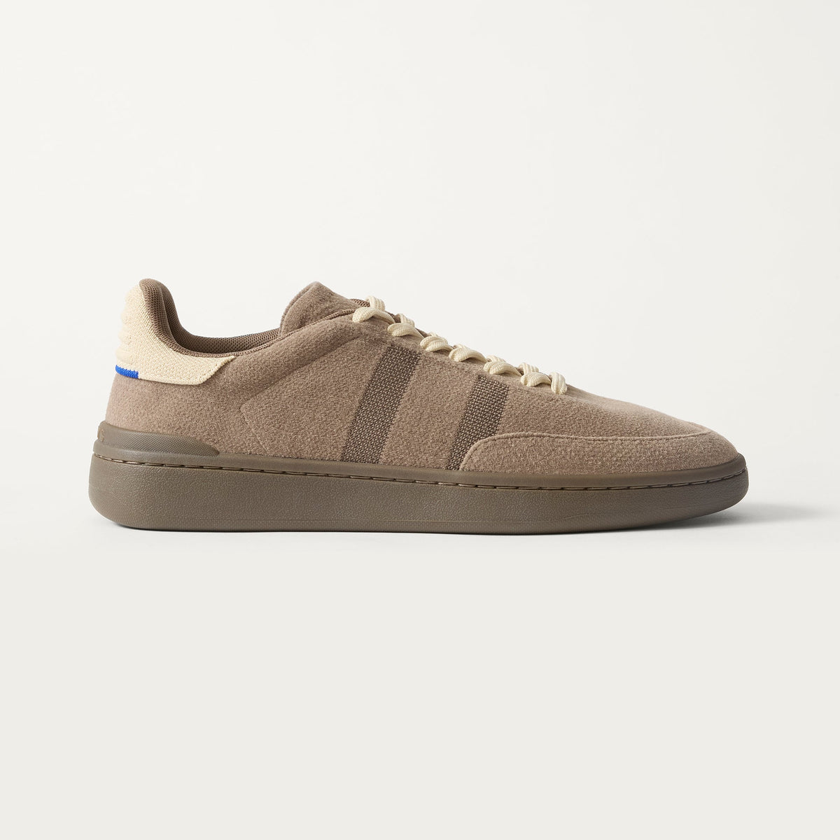 The Men's Court Sneaker - ReVelvet™ Sparrow